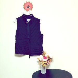 Navy blue Loft puffer vest